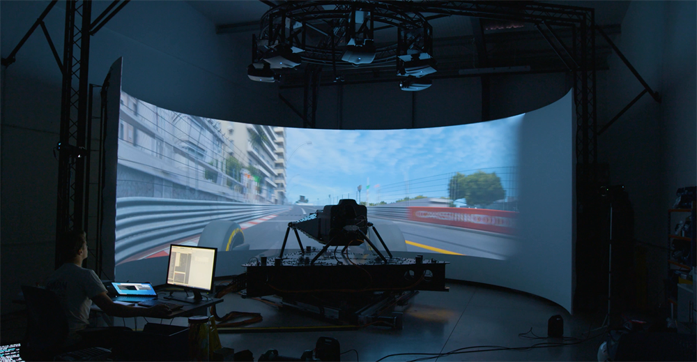 Panoramic screen in Dynisma driving simulator